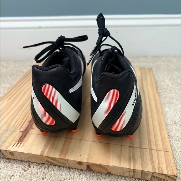 BRAND NEW: Nike Tiempo Natural IV FG Soccer Cleats Black/White Size 7.5 - Picture 3 of 7
